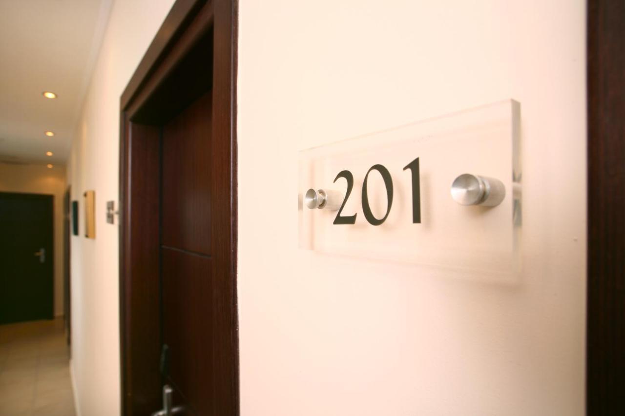 Hotel Hill Атина Екстериор снимка
