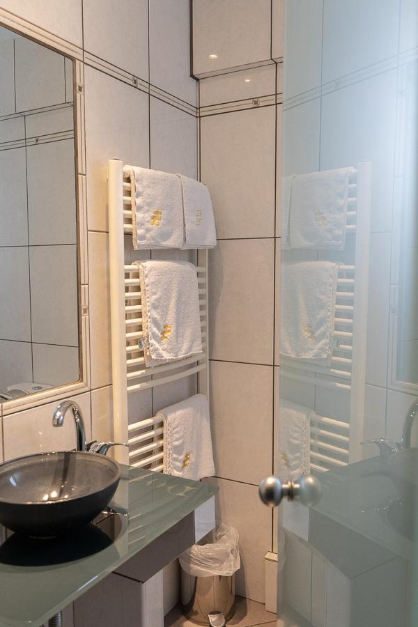 Hotel Hill Атина Екстериор снимка